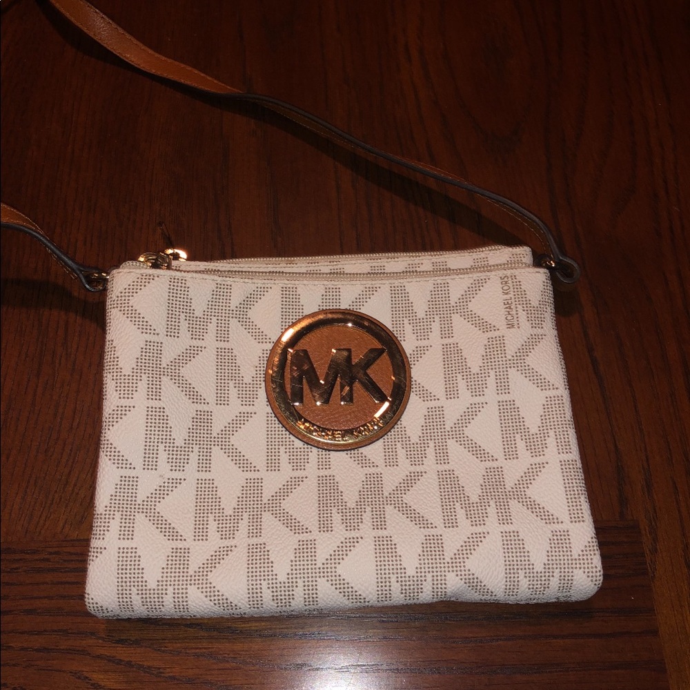 MK purse